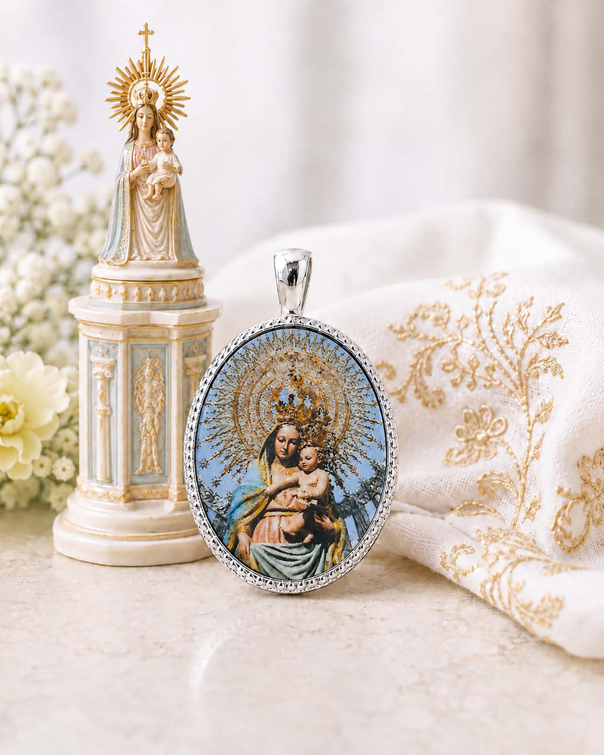 Medalla Oval de la Virgen del Pilar, Plata de Ley 24 x 18 mm